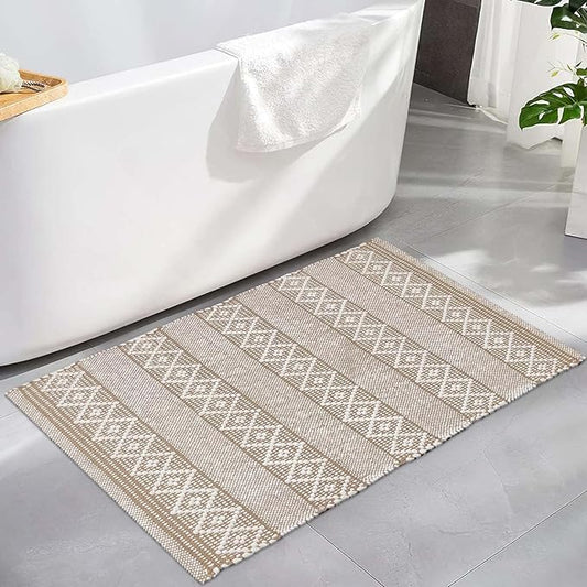Chardin home Beige & White Boho Throw Rug 2x3 feet |Hand Woven Farmhouse Rug | Great in Kitchens entryways doormats Bathrooms Meditation Mat | Machine Washable & Reversible Cotton Rugs