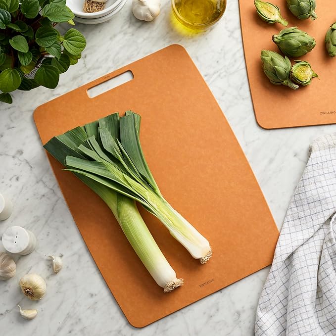 ZWILLING Plant Fiber 17.5-in x 13-in Cutting Board - Natural