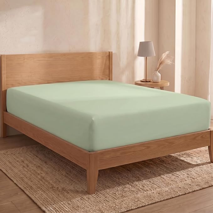Bioweaves 100% Organic Cotton 1 Full Size Fitted Sheet Only | 300 Thread Count Sateen Weave GOTS Certified with Deep Pocket - Pastel Green
