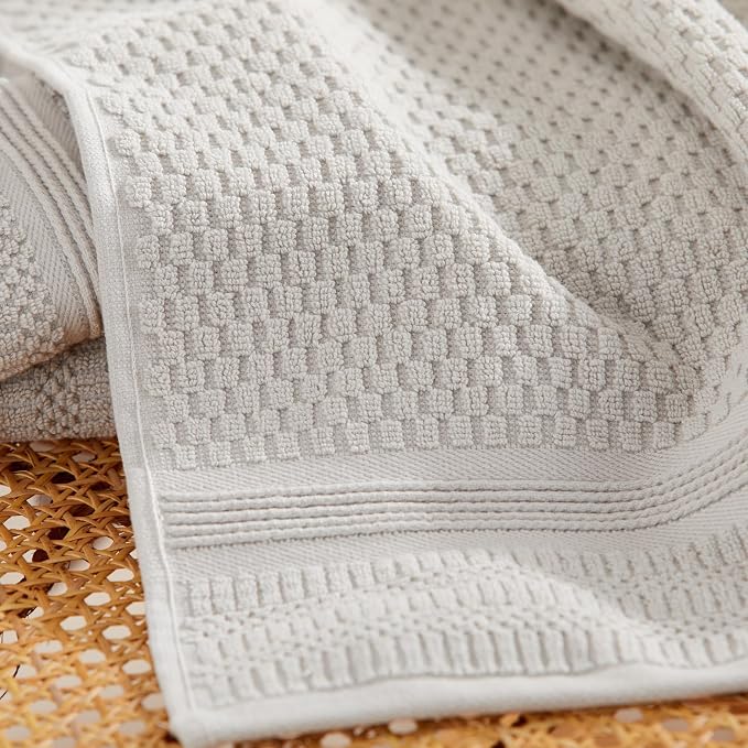 Market & Place 100% Cotton Waffle Weave Bath Towels Set of 4 – Soft, Quick-Dry, Lightweight, Textured Bathroom Towels – Glacier Grey | Zoey Collection