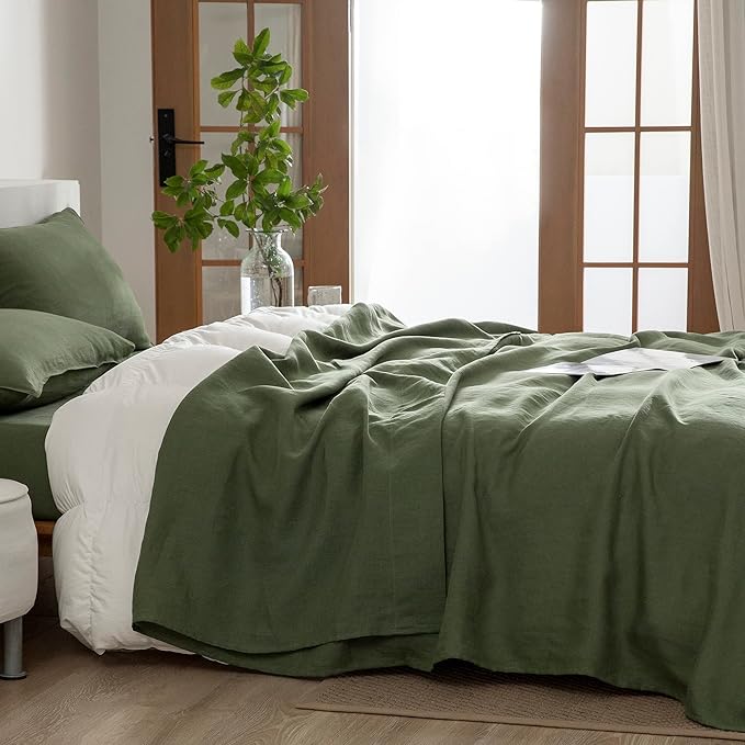 EVERLY Linen California King Size Sheets Set, 100% Stonewashed French Linen Bed Sheets Deep Pocket Sheets, 4 Pieces (1 Flat Sheet, 1 Fitted Sheet, 2 Pillowcases) Natural Flax Bedding Set-Mossy Green