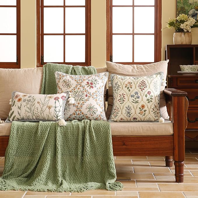 ISAENNE Design Linen Throw Pillow Covers 18"x18" Pack of 2, Square Farmhouse Cushion Covers with Red Pink Yellow Watercolor Wildflower Pattern Decor Pillowcases for Bed,Living Room,Outdoor,Car