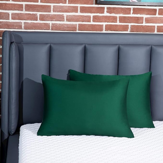 100% Mulberry Silk Pillowcase 2 Pack for Hair and Skin,with Hidden Zipper,Both Sides 19 Momme 600 Thread Count Natural Silk Pillow Cover,Soft Breathable Smooth (Dark Green, Standard 20''x26'')