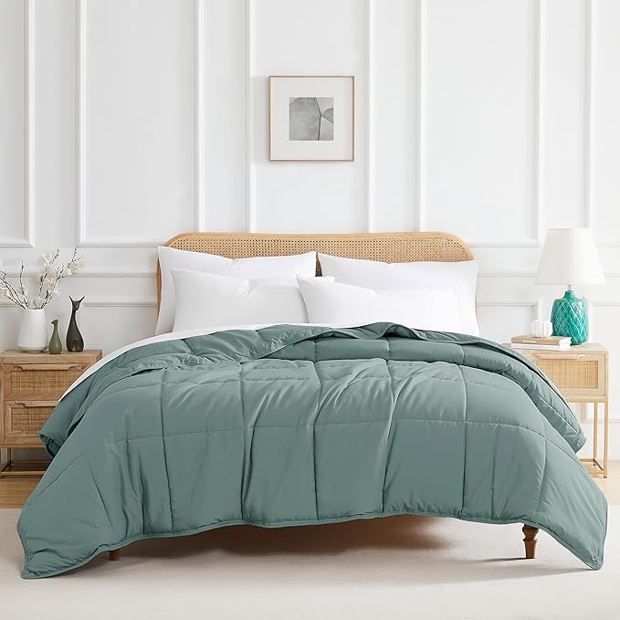 Southshore Fine Living, Inc. Lightweight Down Alternative Comforter Full, Queen Size Fluffy Duvet Insert Queen Down Comforter, Machine Washable Cozy Bedding, Steel Blue