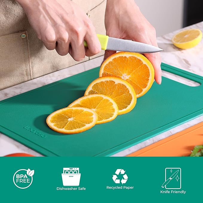 Linoroso Flexible Kitchen Cutting Board - Made from BPA Free Material - Cutting Mark Prevention, 10x14 Inches, Non-Slip Design - Easy-Care Kitchen Essential, Green
