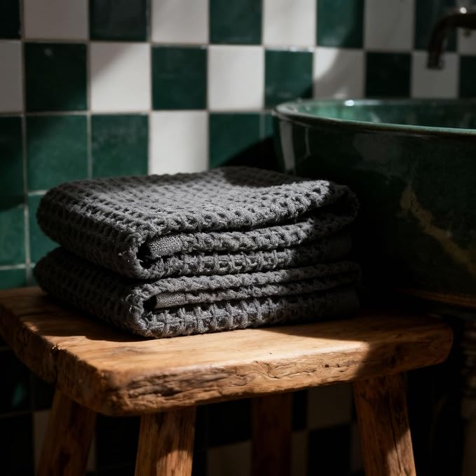 Italic Sedona Waffle Bath Towels, 410 GSM 100% Cotton, Set of 2, Soft, Quick-Drying & Lightweight Waffle Weave Towels (Charcoal)