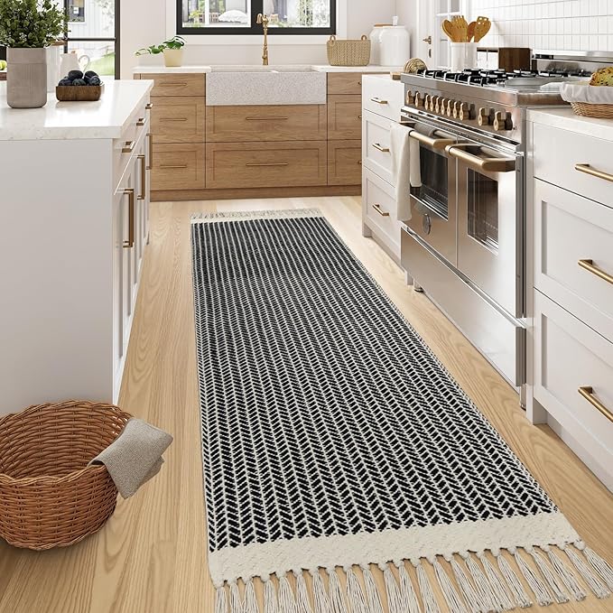 Lahome Belle Boho 2x7 Hallway Runner Rug, Bathroom Runners Lightweight Entry Woven Cotton Black Runner Rug with Tassels, Farmhouse Door Mats Indoor Low Pile Carpet for Laundry Room Decor