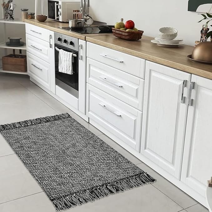 Collive Black Bathroom Rug, 2' x 3' Hand-Woven Washable Small Kitchen Rugs, 45% Cotton, 45% Polyester, 10% Viscose - Cotton Reversible Entryway Rug Modern Farmhouse Carpet for Foyer Bedroom Back Door
