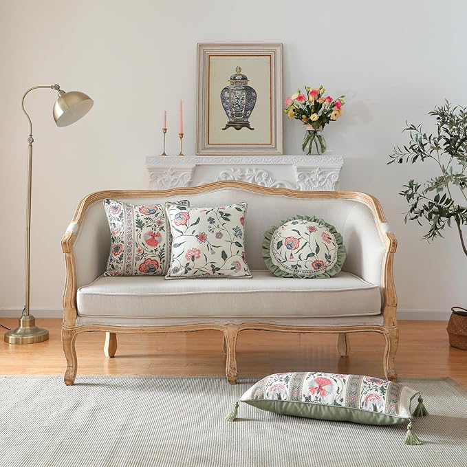 ISAENNE Design Square Retro Elegance Linen Throw Pillow Covers 18"x18" Pack of 2, Green Pink Floral Pattern Cushion Covers Decor Pillowcases for Bed,Living Room,Outdoor,Car