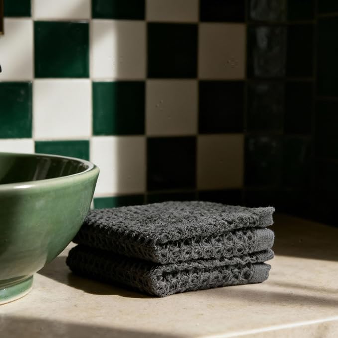 Italic Sedona Waffle Washcloths, 410 GSM 100% Cotton, Set of 2, Soft Textured Face Towels, Quick-Drying & Gentle (Charcoal)