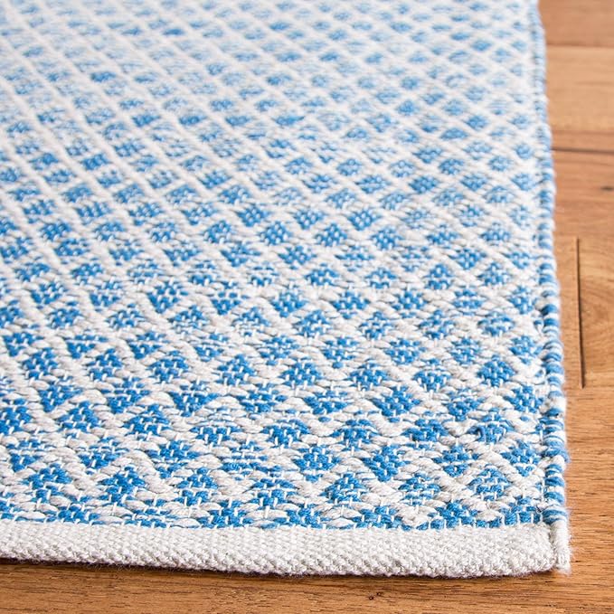 SAFAVIEH Montauk Collection 8' Round Blue/Ivory MTK601B Handmade Cotton Entryway Foyer Living Room Bedroom Kitchen Area Rug