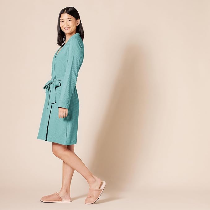 Amazon Essentials Women's Lightweight Waffle Full-Length Bath Robe with Pockets (Available in Plus Size)