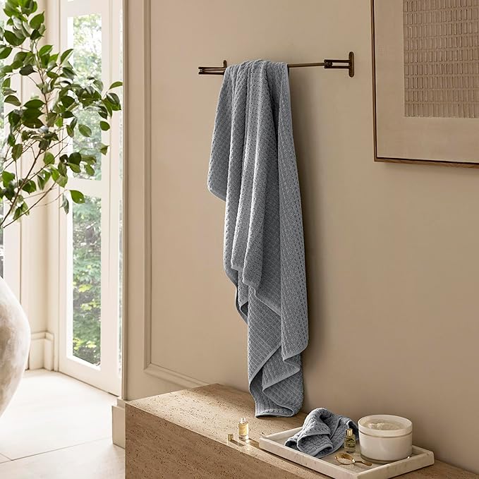 BOLL & BRANCH Turkish Waffle Bath Towel - Shore - 100% Organic Turkish Cotton - Lightweight Soft Absorbent Quick Dry Luxury Spa Bath Towel with Waffle Weave Texture - Premium Feel