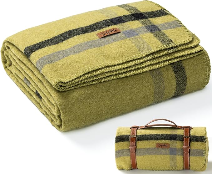 Molithe 100% Wool Blanket, 48" x 62", Warm, Thick, Washable, Military | Great for Camping, Outdoors, Sporting Events, Survival Kits Green and Black