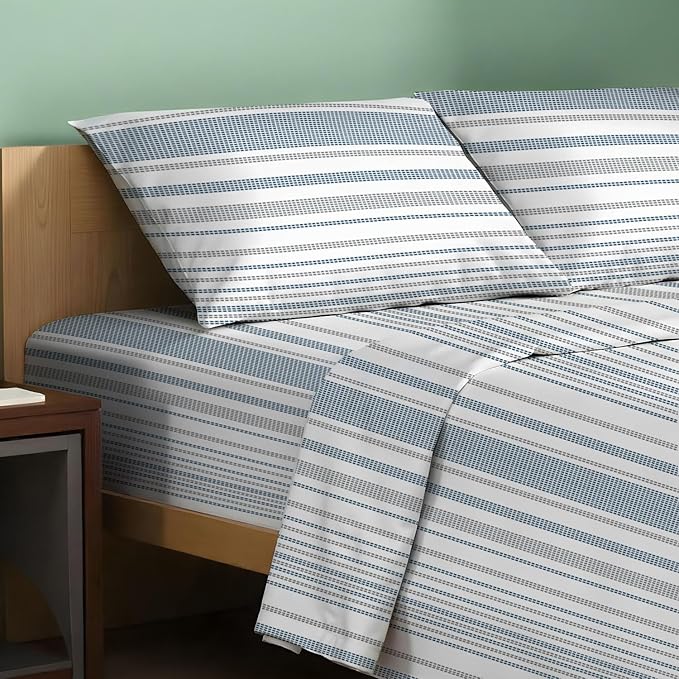 TEXAS LINEN CO. 100% Organic Cotton Sheets California King Size - 4 PC Organic Cotton Cal King Size Percale Printed Sheet Set, Soft, Cooling & Crisp, 16" Deep Pocket Hotel Bedding Set - Dotted Stripe