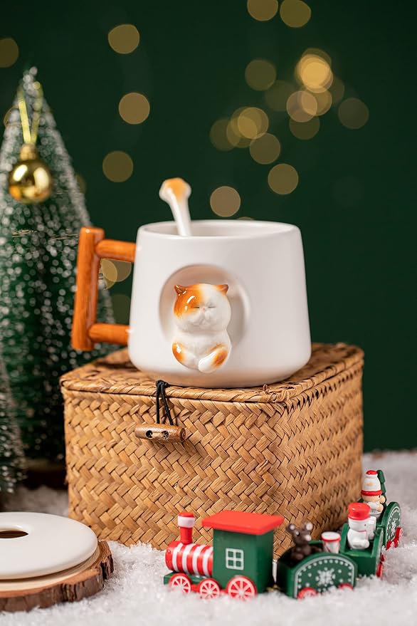 DIHOclub Ceramic Coffee Mug with Lid and Matching Spoon,Novelty 3D Cat Pattern Mug for Tea Milk Chocolate Juice,Cute Cup for Dog Lovers,Perfect Gifts-14 Ounces(white)