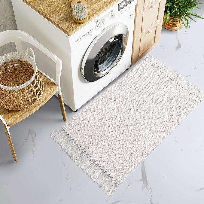 Lahome Belle Boho Bathroom Rugs, Small 2x3 Door Mat Indoor Lightweight Entryway Rug Washable Cotton Area Rug with Tassels, Farmhouse Non Shedding Beige Throw Rug Low Pile Carpet for Kitchen Laundry