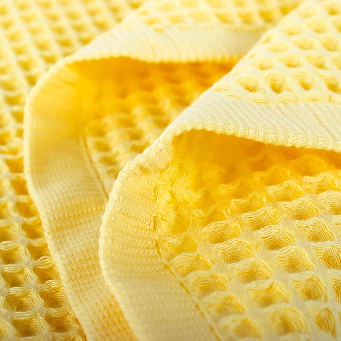 PÜSKÜL Pack of 2 Waffle Bath & Spa Towels - Premium 100% Turkish Organic Cotton - Quick Dry Thin Bath Towel for Bathroom - Made in Turkey (Light Yellow, 32x63 inch)
