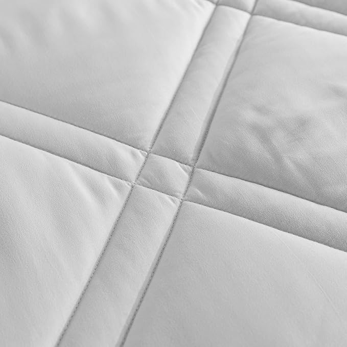Feather and Loom Double Diamond Stitch Down Alternative All Seasons Comforter - Soft and Easy Care Microfiber Cover, Hypoallergenic High Loft Fiber Fill, Machine Washable Color: Grey Size: King