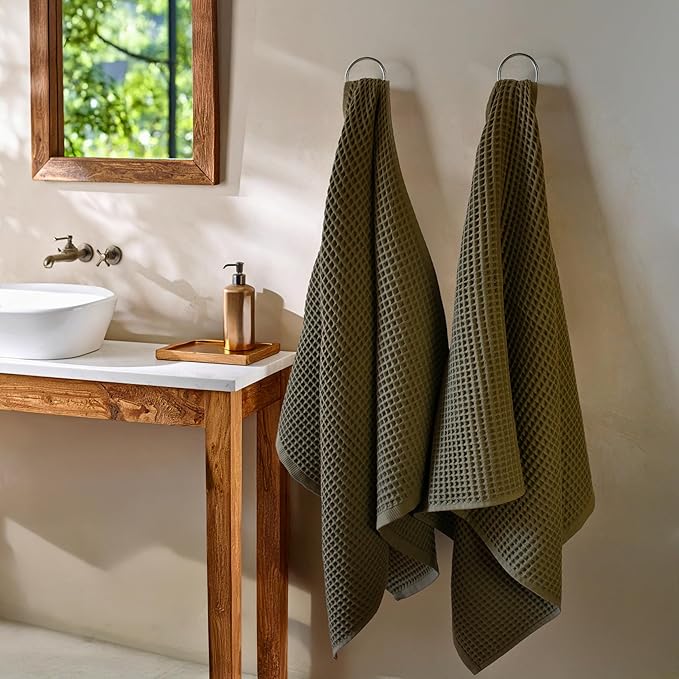 PÜSKÜL Pack of 2 Waffle Bath & Spa Towels - Premium 100% Turkish Organic Cotton - Quick Dry Thin Bath Towel for Bathroom - Made in Turkey (Khaki Green, 32x63 inch)