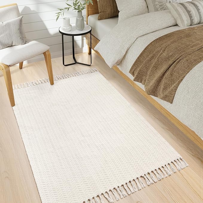 Lahome Belle Boho Rugs for Entryways, 3x5 Kitchen Rug Lightweight Bedroom Rugs Washable Bath Mat with Tassels, Farmhouse Cotton Beige Living Room Low Pile Throw Rug for Laundry Office Decor