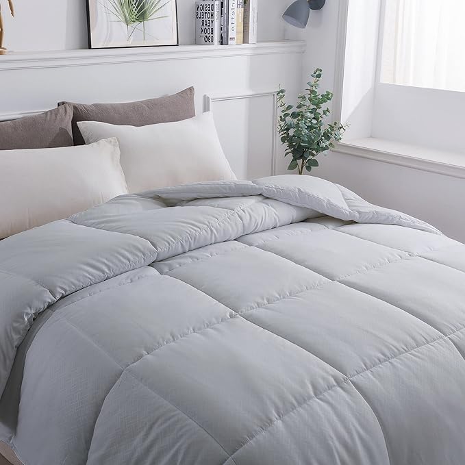 Feather and Loom European Gusset All Season Down Alternative Comforter - 1.5-inch Gusset for Extra Loft, Easy Care Microfiber Cover, Hypoallergenic Fiber Fill - Color: Gray | Size: Twin