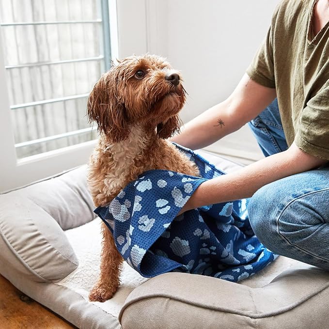 Dock & Bay Pet Towel - Super Absorbent & Quick Drying Dog Towels with Bag - 100% Recycled - K9 Camo, Medium (90x50cm, 35x19)