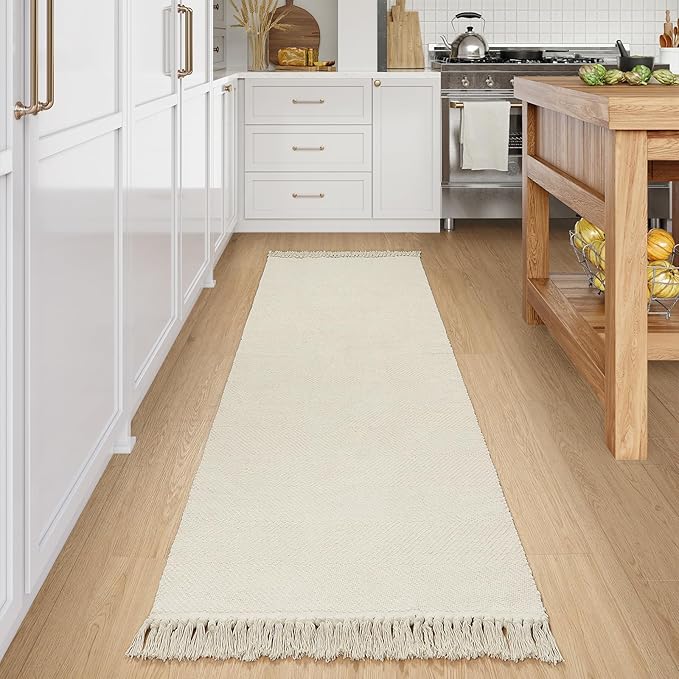 Collive Long Hallway Runner Rug 2.6' x 7', Washable Runners Indoor Entryway Rug, White/Beige Braided Woven Kitchen Carpet Low Profile Front Door Mats for Laundry Room Bedroom Doorway