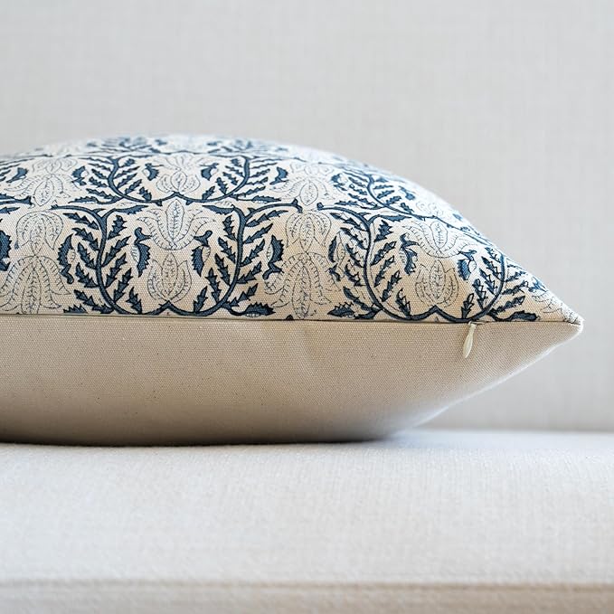 FIOUOVO Floral Throw Pillow Covers 18x18 Set of 2 Block Print Cushion Covers Farmhouse Neutral Accent Decorative Pillow Covers Home Decor for Sofa Couch Living Room Bedroom, Blue