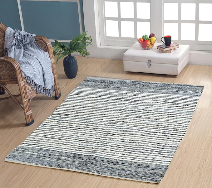 Handmade Cotton Chindi Rug Runner Area Rag Washable Recycled Rugs for Home Décor, Living Room and Bedroom (Blue, 4X6 Feet)