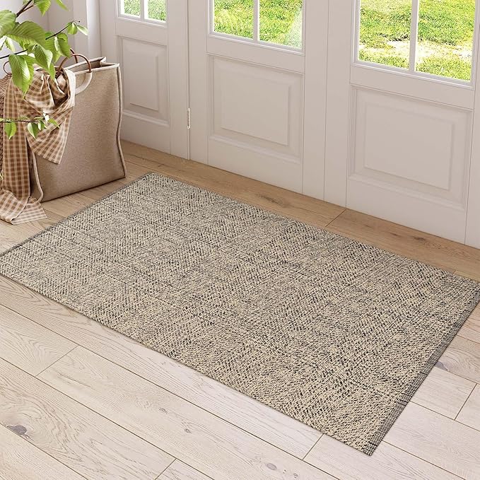 LEEVAN Washable Kitchen Rugs 3x5, Natural Bedroom Rug, Cotton Woven Entryway Rugs, Modern Braided Door Mat, Farmhouse Living Room Rug, Reversible Carpet for Laundry Room Front Porch