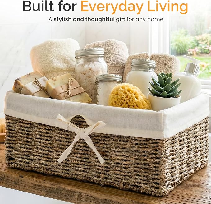 Vintiquewise Wicker Basket with White Lining, Seagrass Small Empty Gift Basket, Cute Wicker Basket for Gifts, Shelf or Toilet Tank Organizer