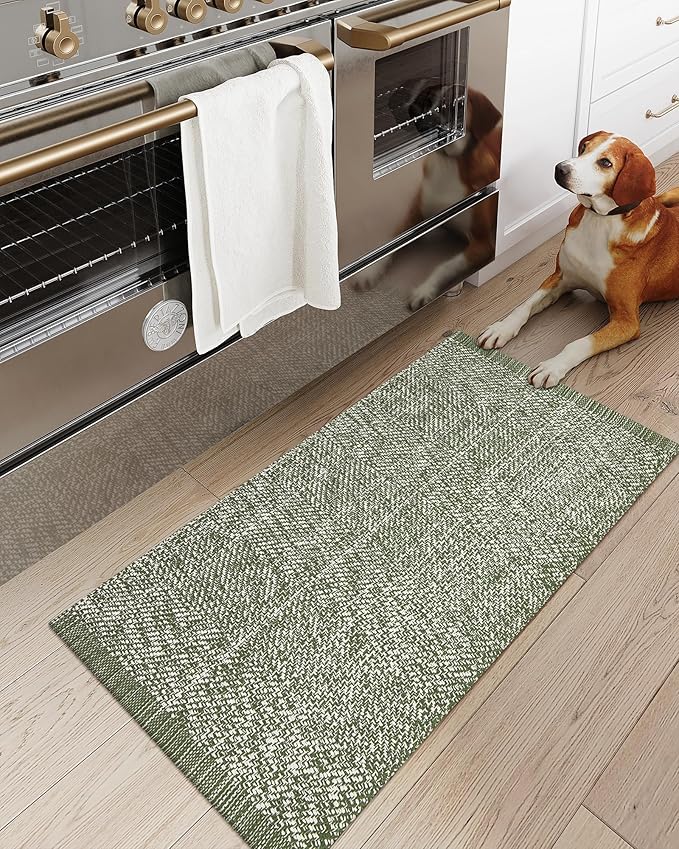 LEEVAN Small Bathroom Rug 2' x 3', Washable Green Entryway Rug, Low Profile Reversible Front Door Mat, Farmhouse Kitchen Mat Modern Carpet for Bedroom/Porch/Back Door Decor