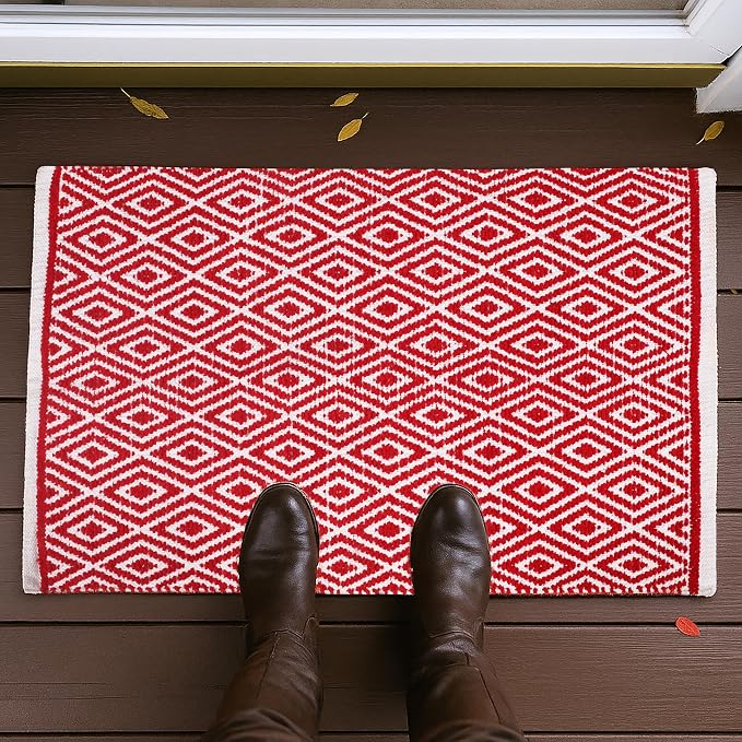 Ramanta Home 100% Cotton Diamond Handwoven Reversible Rug 21x34 Inch– Red| Soft Washable Area Rug for Bathroom, Kitchen, Bedroom, Entryway | Durable Lightweight Handmade Accent Floor Mat | Boho Déco