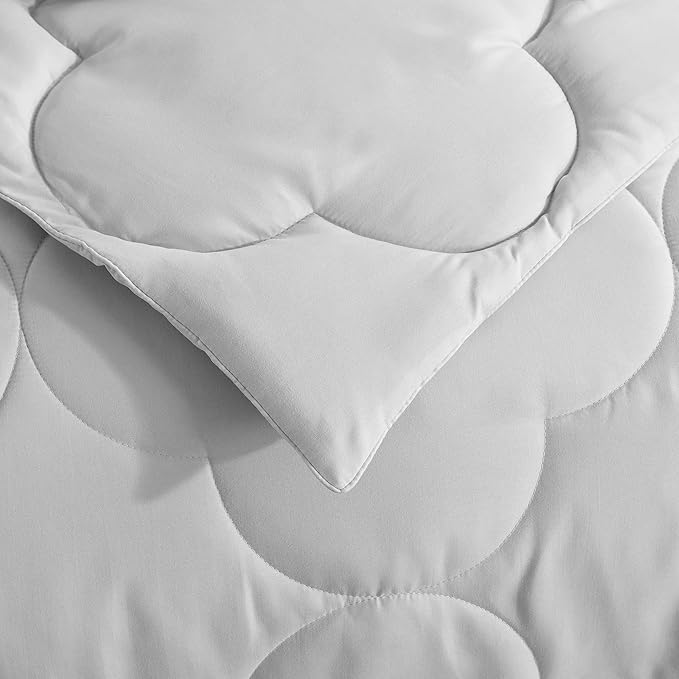 Feather and Loom Pendant Stitch Down Alternative All Seasons Comforter - Soft and Easy Care Microfiber Cover, Hypoallergenic High Loft Fiber Fill, Machine Washable Color: Grey Size: King