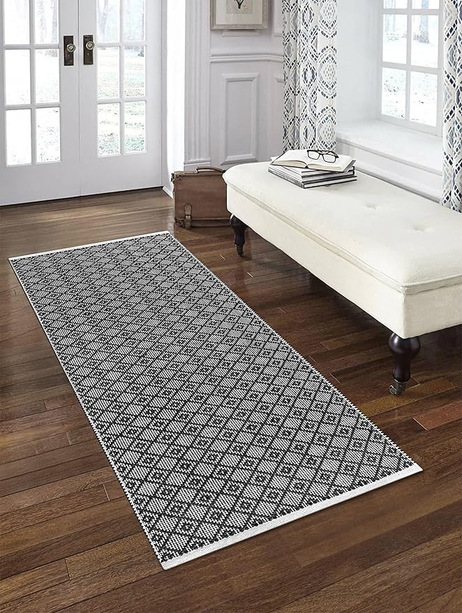 Cotton Diamond Woven Runner Rug 2x6 Feet - Black, Non Slip Decorative Washable Area Runner Patio Runners Ideal for Hallways, Bedroom, Kitchen, Living Room | Farmhouse Large Patio Mats For Home Décor