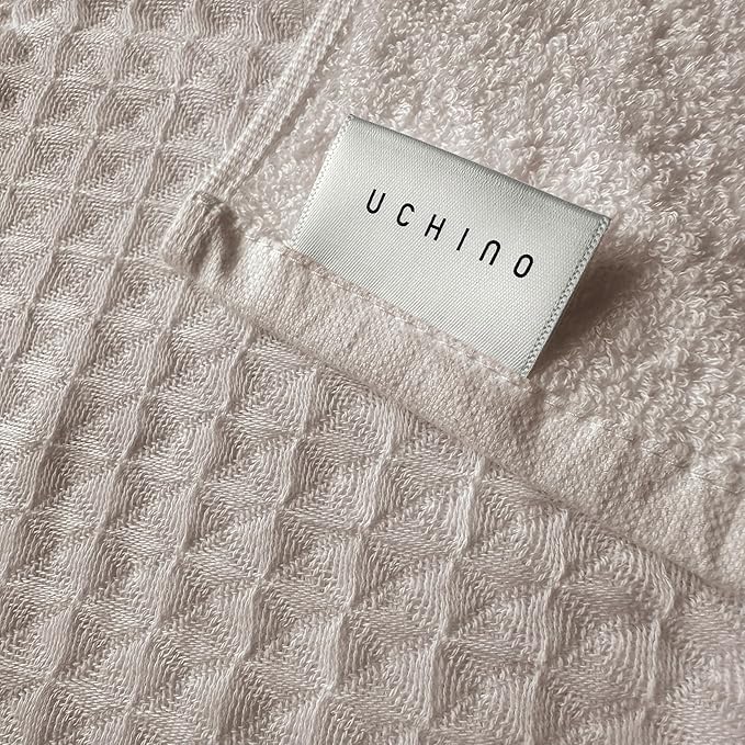 UCHINO Waffle Twist Cotton Weave Bath Towel for Bathroom Lightweight Absorbent Quick Dry Honeycomb Texture Solid Terry Loop Reverse 30" x 60", 1 Bath Towel, Linen