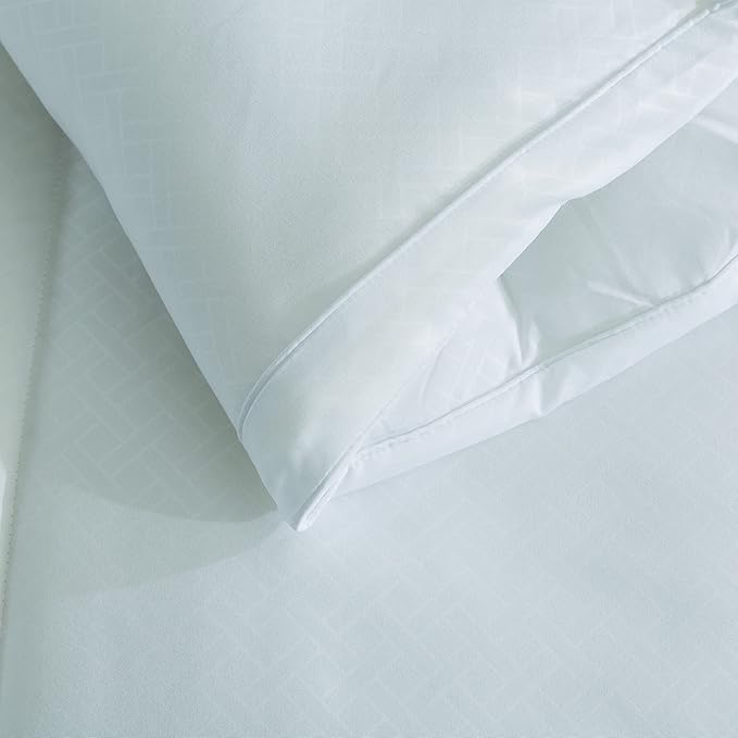 Feather and Loom European Gusset All Season Down Alternative Comforter - 1.5-inch Gusset for Extra Loft, Easy Care Microfiber Cover, Hypoallergenic Fill - Color: Dusty Aqua | Size: Full/Queen