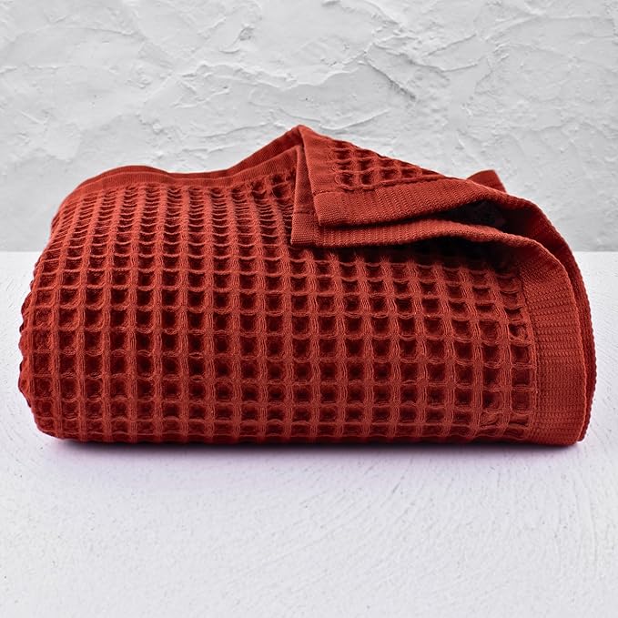 PÜSKÜL Pack of 2 Waffle Bath & Spa Towels - Premium 100% Turkish Organic Cotton - Quick Dry Thin Bath Towel for Bathroom - Made in Turkey (Brick, 32x63 inch)