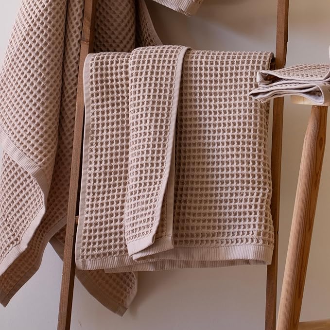 PÜSKÜL Pack of 2 Waffle Bath & Spa Towels - Premium 100% Turkish Organic Cotton - Quick Dry Thin Bath Towel for Bathroom - Made in Turkey (Beige, 32x63 inch)