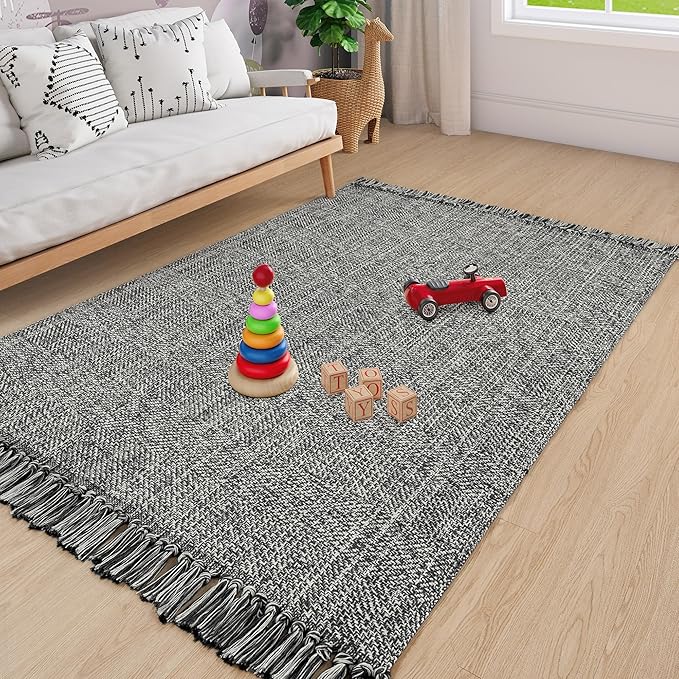 Collive Comfy Area Rug 4' x 6', Grey/Cream Woven Cotton Bedroom Rugs, Modern Indoor Accent Rug Floor Carpet with Tassel for Living Room, Nursery Room, Dining Room, Bedside, Office, Patio Decor