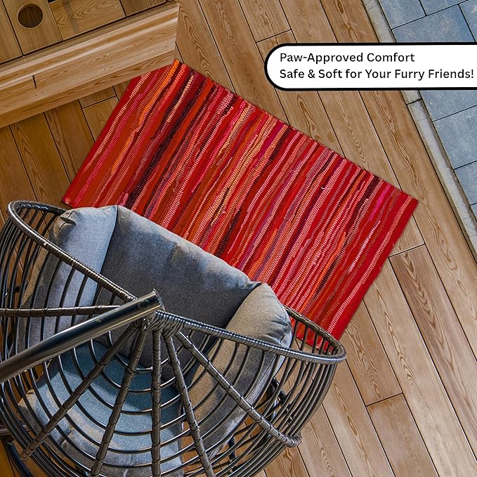 Ramanta Home 100% Cotton Hand Woven Chindi Rag Rug 2'x3' - Red, Recycled Reversible Rug, Boho Rustic Farmhouse Rugs for Living Room, Kitchen, Dinning Room Entryway Floor Mat - 24"x36"