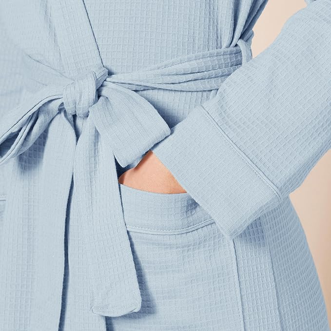 Amazon Essentials Women's Lightweight Waffle Full-Length Bath Robe with Pockets (Available in Plus Size)