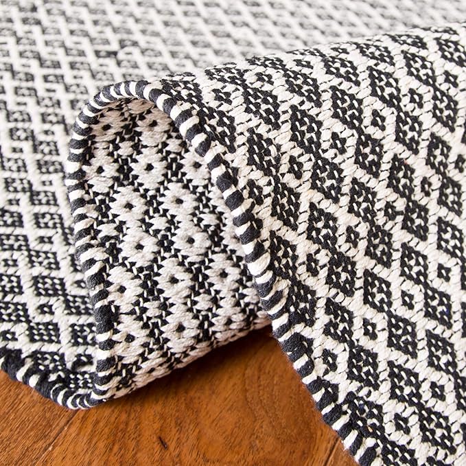 SAFAVIEH Montauk Collection Area Rug - 10' x 14', Ivory & Black, Handmade Flat Weave Boho Farmhouse Cotton, Ideal for High Traffic Areas in Living Room, Bedroom (MTK339D)