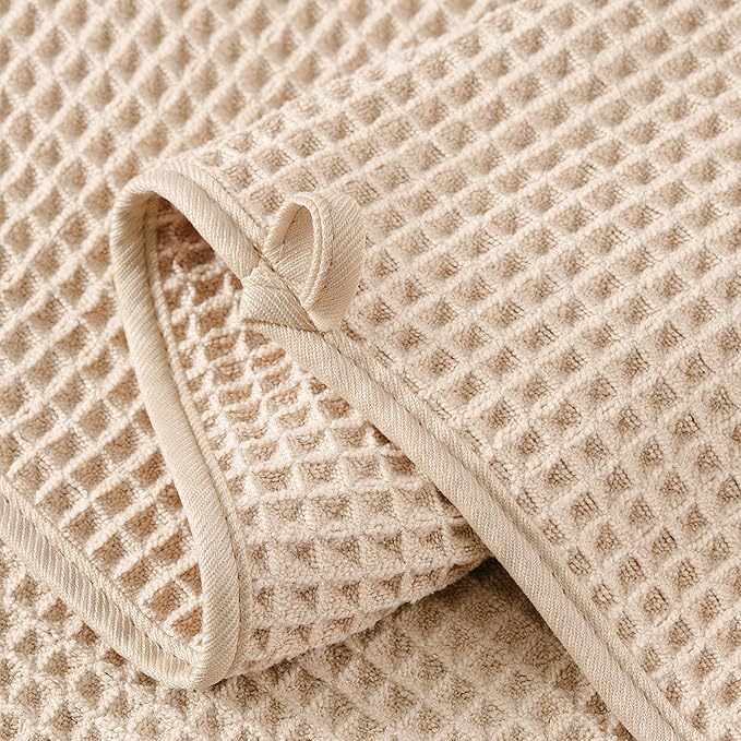 MICROFI New Microfiber Waffle Bath Towels, 2 Pieces, Oversized, Soft, Absorbent, Fast Drying, Lint Free 430 GSM (Champagne)