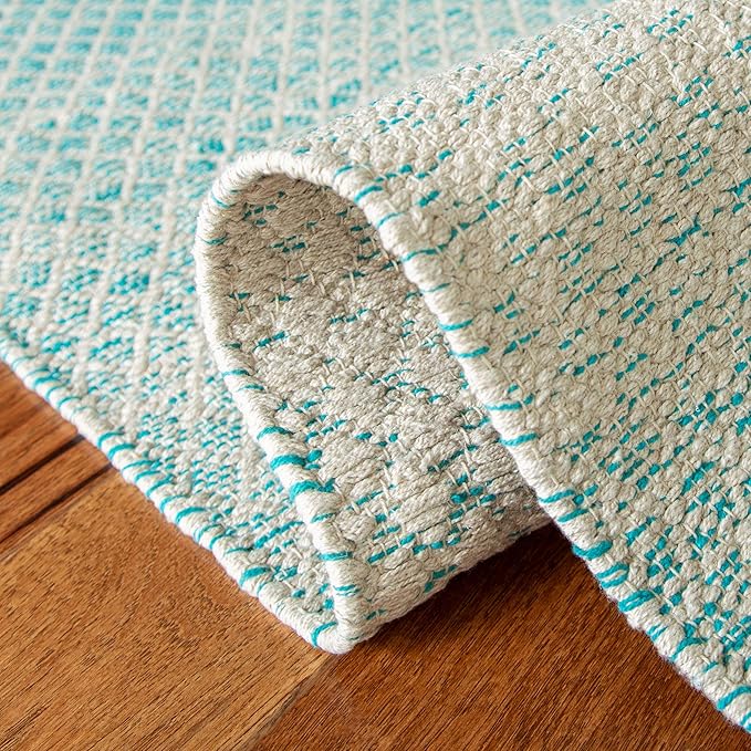 SAFAVIEH Montauk Collection Runner Rug - 2'3" x 6', Turquoise & Ivory, Handmade Cotton, Ideal for High Traffic Areas in Living Room, Bedroom (MTK601E)