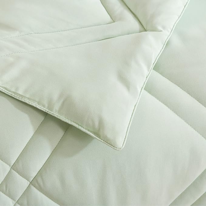 Feather and Loom Double Diamond Stitch Down Alternative All Season Comforter - Soft and Easy Care Microfiber Cover, Hypoallergenic High Loft Fill, Machine Wash Color: Green | Size: Full/Queen