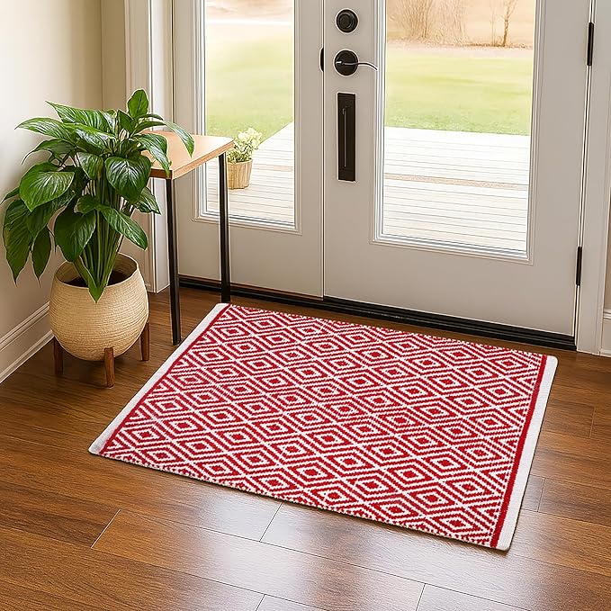 Ramanta Home 100% Cotton Diamond Handwoven Reversible Rug 21x34 Inch– Red| Soft Washable Area Rug for Bathroom, Kitchen, Bedroom, Entryway | Durable Lightweight Handmade Accent Floor Mat | Boho Déco