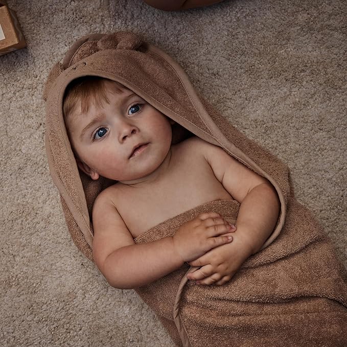 Hooded Baby Towel – 100% Organic Cotton Baby Bath Towels – Baby Boy and Girl Newborn Essentials - Super-Soft and Absorbent. (Bear - Natural)