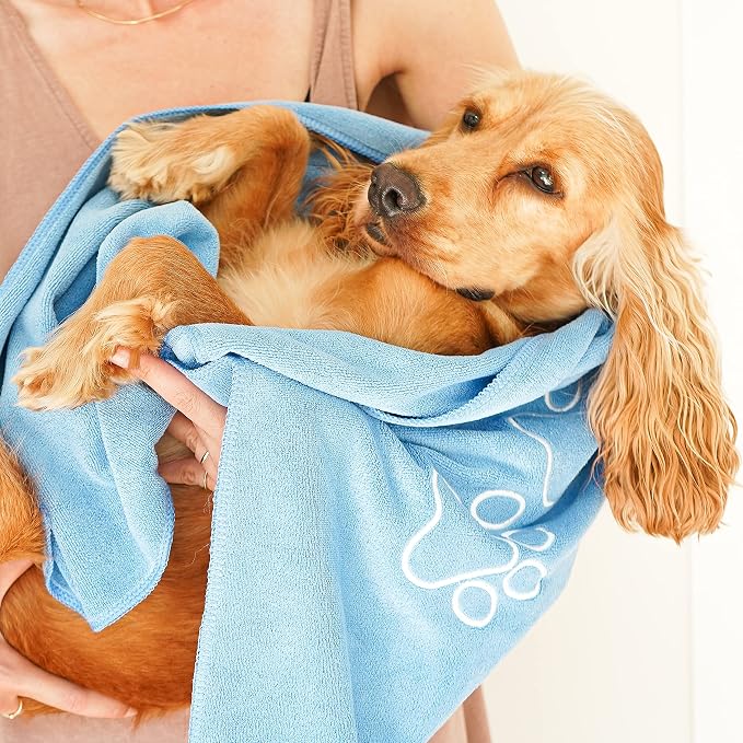 Luzia Unconditional Love | Premium Pet Drying Towel | Ultra Absorbent and Soft Microfiber Towel for Dogs and Cats (Blue)